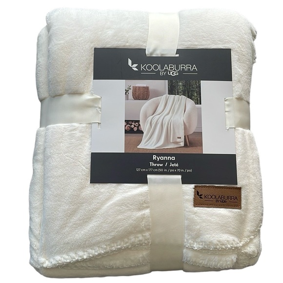 Koolaburra by UGG - Velvet Plush Throw Blanket - Picture 2 of 4
